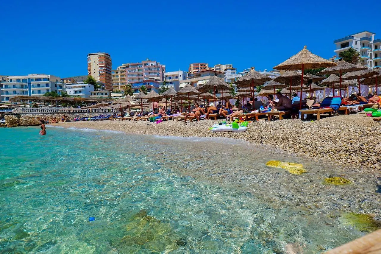 Villa All Season Sarande 0*,  Albania